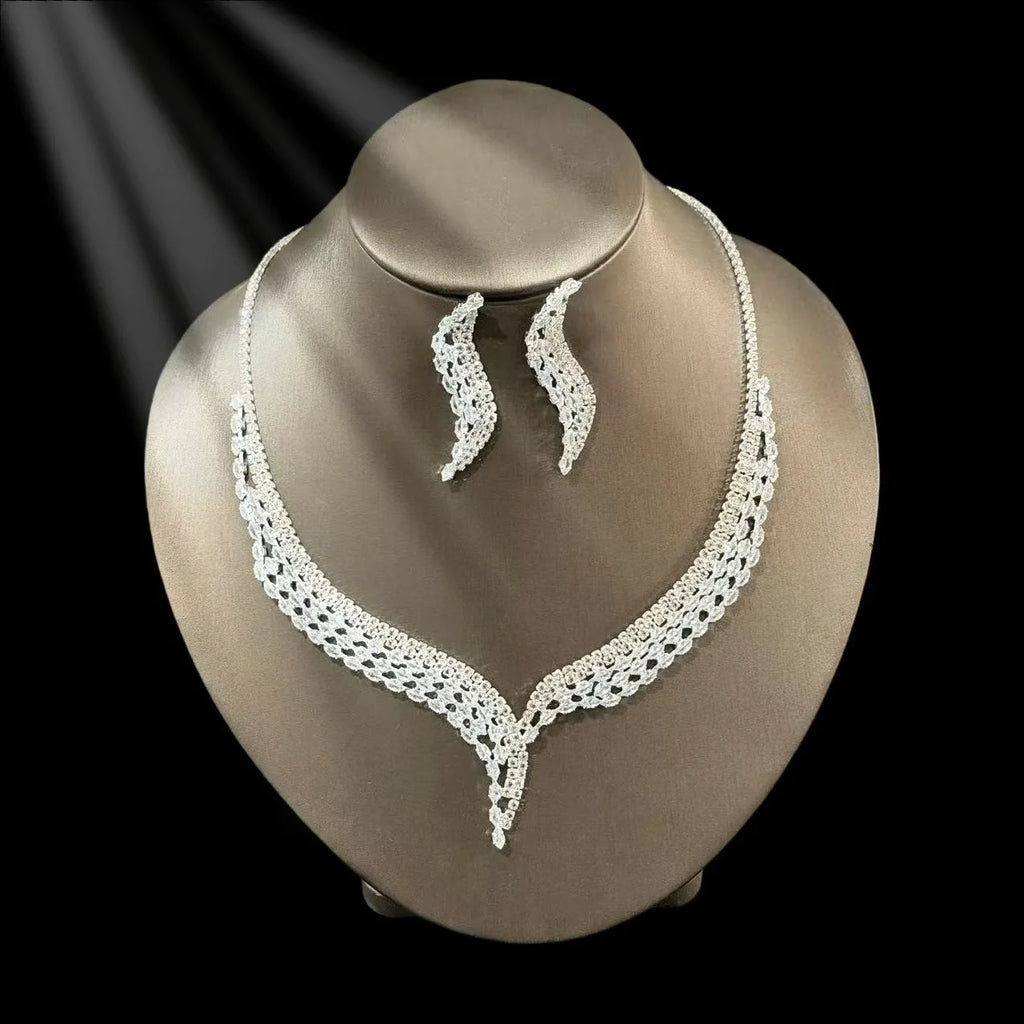 Fashionable and casual jewelry set, versatile chain set, bride's wedding, newlywed gift accessories