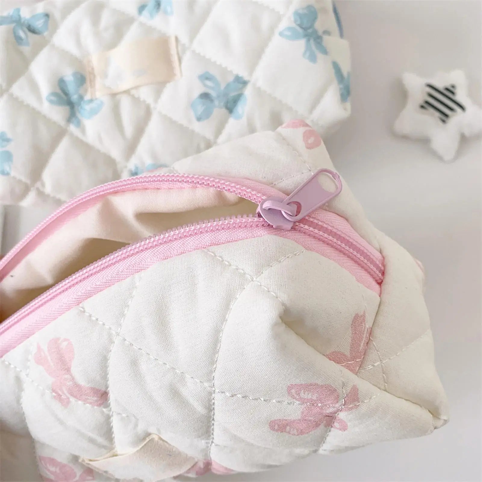 Pencil Case Cute Bow Pattern Storage Bag Pencil Case Cosmetic Organizer Portable Toiletry Makeup Pouch Student Stationery