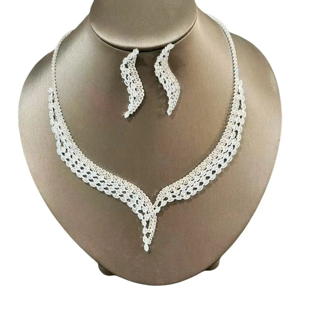 Fashionable and casual jewelry set, versatile chain set, bride's wedding, newlywed gift accessories