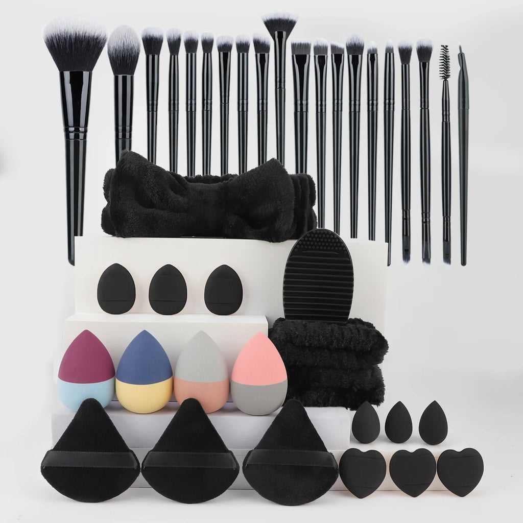 40Pcs Black Makeup Brushes Set Professional Makeup Kit Multi-functional Makeup Tool Set with Facial Makeup Accessories
